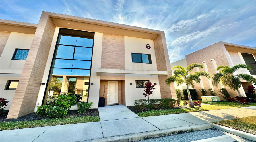 KISSIMMEE, Florida 34747, 4 Bedrooms Bedrooms, ,4 BathroomsBathrooms,Residential,For Sale,BROOKLYN,0,MFRO6324962