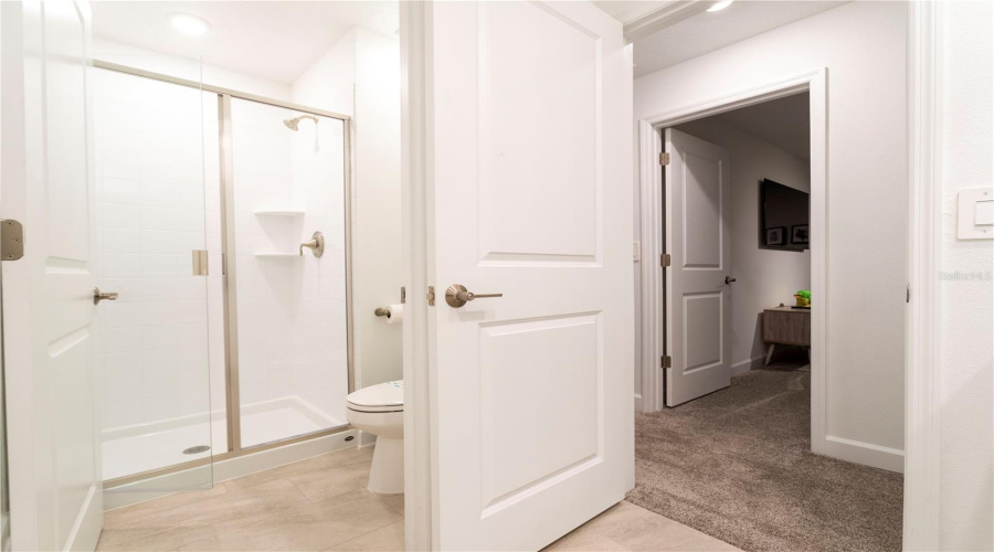 DAVENPORT, Florida 33896, 4 Bedrooms Bedrooms, ,3 BathroomsBathrooms,Residential,For Sale,KINGSBARN,0,MFRS5130601