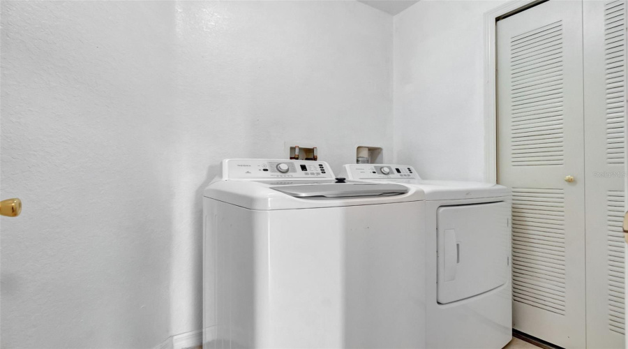 DAVENPORT, Florida 33897, 3 Bedrooms Bedrooms, ,3 BathroomsBathrooms,Residential,For Sale,BERGAMO,0,MFRO6325841