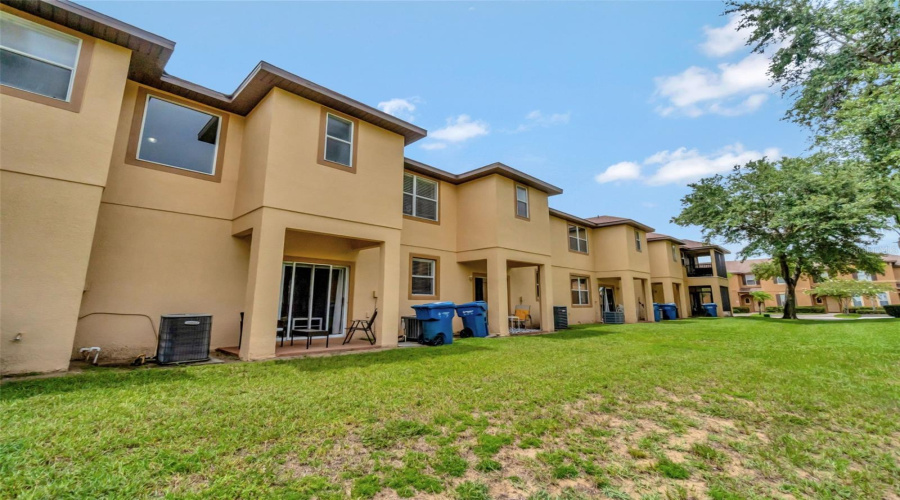 DAVENPORT, Florida 33897, 3 Bedrooms Bedrooms, ,3 BathroomsBathrooms,Residential,For Sale,BERGAMO,0,MFRO6325841