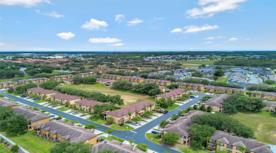DAVENPORT, Florida 33897, 3 Bedrooms Bedrooms, ,3 BathroomsBathrooms,Residential,For Sale,BERGAMO,0,MFRO6325841