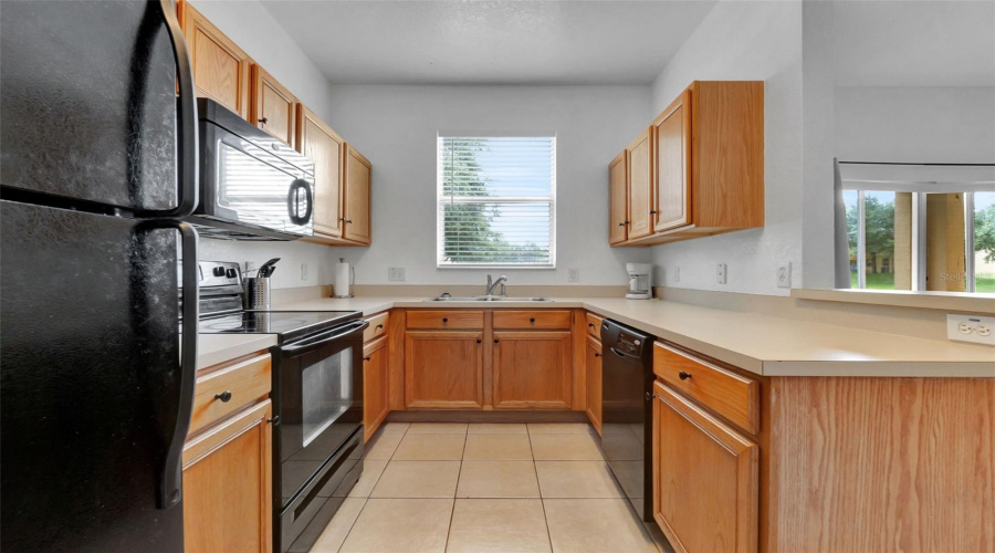DAVENPORT, Florida 33897, 3 Bedrooms Bedrooms, ,3 BathroomsBathrooms,Residential,For Sale,BERGAMO,0,MFRO6325841
