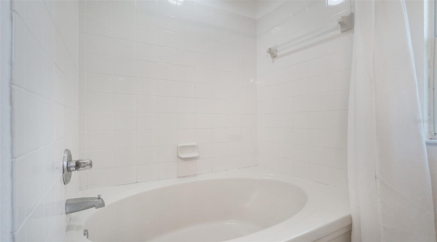 DAVENPORT, Florida 33897, 4 Bedrooms Bedrooms, ,3 BathroomsBathrooms,Residential,For Sale,CALABRIA,0,MFRO6325722