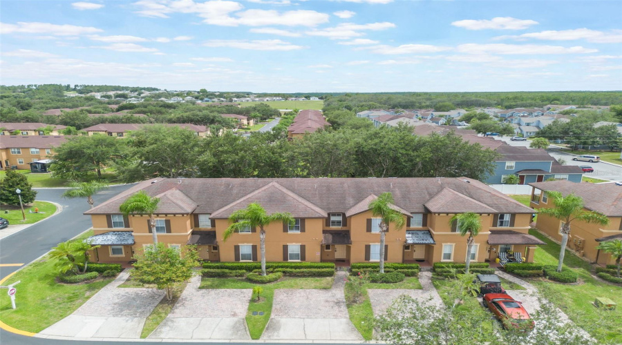 DAVENPORT, Florida 33897, 4 Bedrooms Bedrooms, ,3 BathroomsBathrooms,Residential,For Sale,CALABRIA,0,MFRO6325722