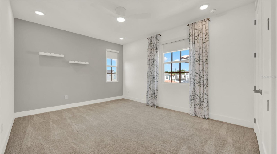CELEBRATION, Florida 34747, 3 Bedrooms Bedrooms, ,2 BathroomsBathrooms,Residential,For Sale,ESTUARY LAKE,0,MFRO6325557
