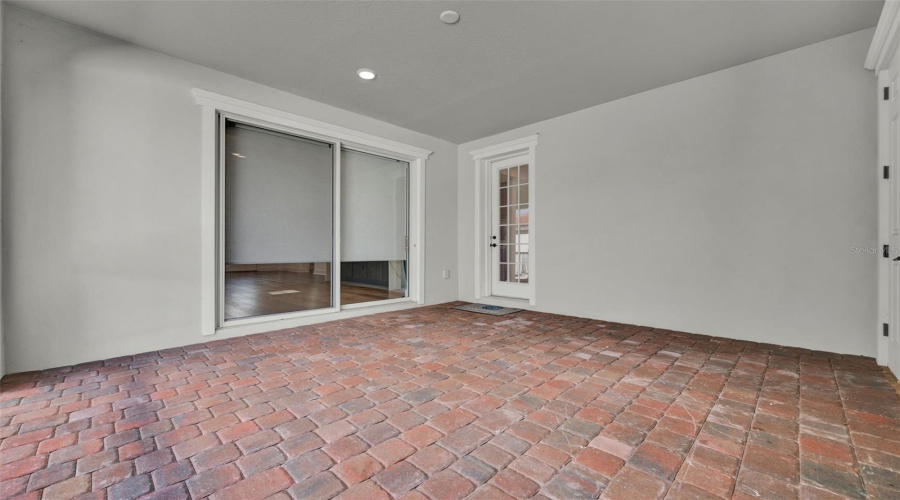 CELEBRATION, Florida 34747, 3 Bedrooms Bedrooms, ,2 BathroomsBathrooms,Residential,For Sale,ESTUARY LAKE,0,MFRO6325557