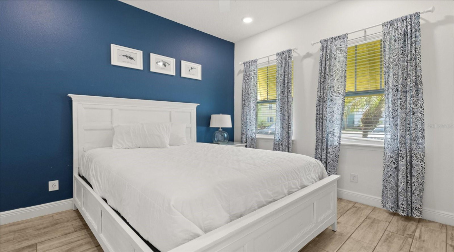 KISSIMMEE, Florida 34747, 5 Bedrooms Bedrooms, ,5 BathroomsBathrooms,Residential,For Sale,SANDY TOES,0,MFRO6325397