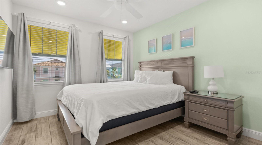 KISSIMMEE, Florida 34747, 5 Bedrooms Bedrooms, ,5 BathroomsBathrooms,Residential,For Sale,SANDY TOES,0,MFRO6325397
