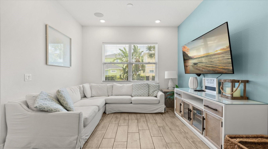 KISSIMMEE, Florida 34747, 5 Bedrooms Bedrooms, ,5 BathroomsBathrooms,Residential,For Sale,SANDY TOES,0,MFRO6325397