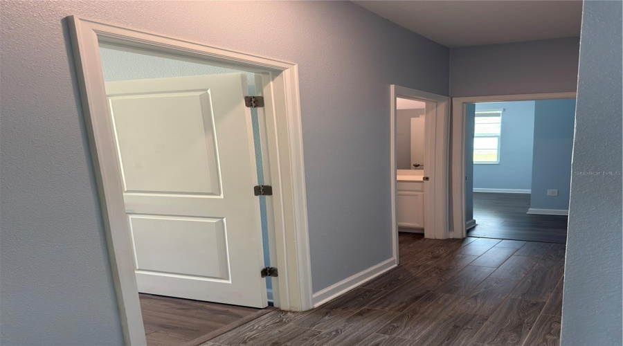 DAVENPORT, Florida 33837, 4 Bedrooms Bedrooms, ,2 BathroomsBathrooms,Residential,For Sale,OAK BLUFF,0,MFRO6325333