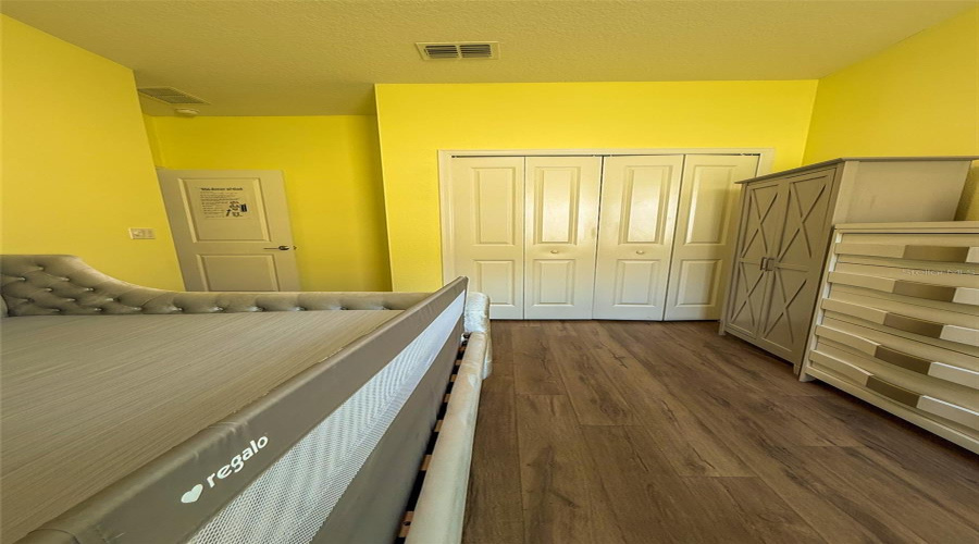 DAVENPORT, Florida 33837, 4 Bedrooms Bedrooms, ,2 BathroomsBathrooms,Residential,For Sale,OAK BLUFF,0,MFRO6325333