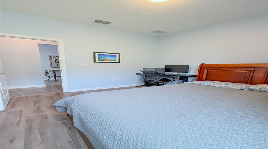 DAVENPORT, Florida 33837, 4 Bedrooms Bedrooms, ,2 BathroomsBathrooms,Residential,For Sale,OAK BLUFF,0,MFRO6325333