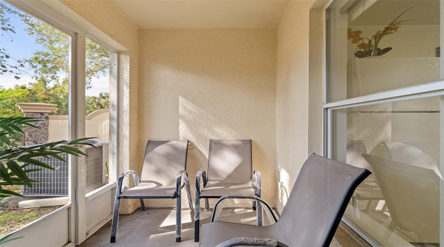 Screened-in covered lanai