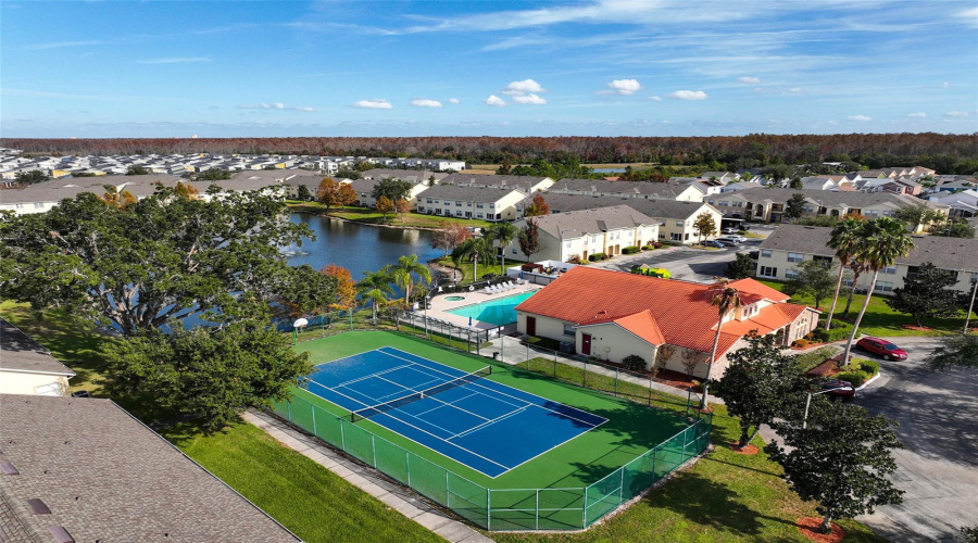 Community basketball and tennis courts