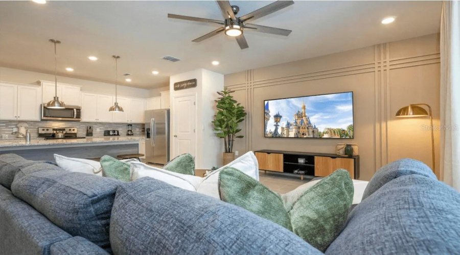 DAVENPORT, Florida 33897, 5 Bedrooms Bedrooms, ,4 BathroomsBathrooms,Residential,For Sale,LANA,0,MFRS5130631