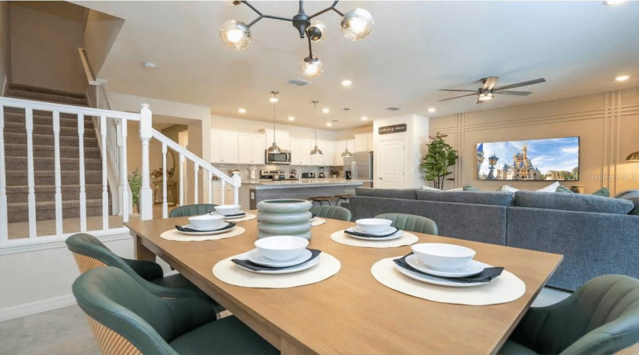 DAVENPORT, Florida 33897, 5 Bedrooms Bedrooms, ,4 BathroomsBathrooms,Residential,For Sale,LANA,0,MFRS5130631