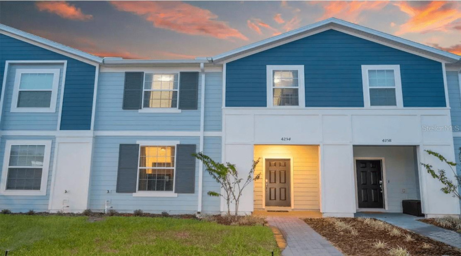 DAVENPORT, Florida 33897, 5 Bedrooms Bedrooms, ,4 BathroomsBathrooms,Residential,For Sale,LANA,0,MFRS5130631