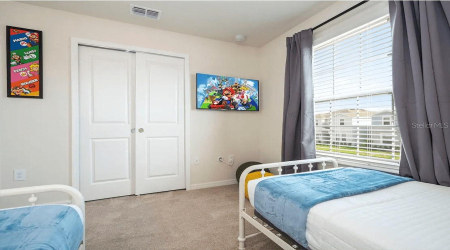 DAVENPORT, Florida 33897, 5 Bedrooms Bedrooms, ,4 BathroomsBathrooms,Residential,For Sale,LANA,0,MFRS5130631