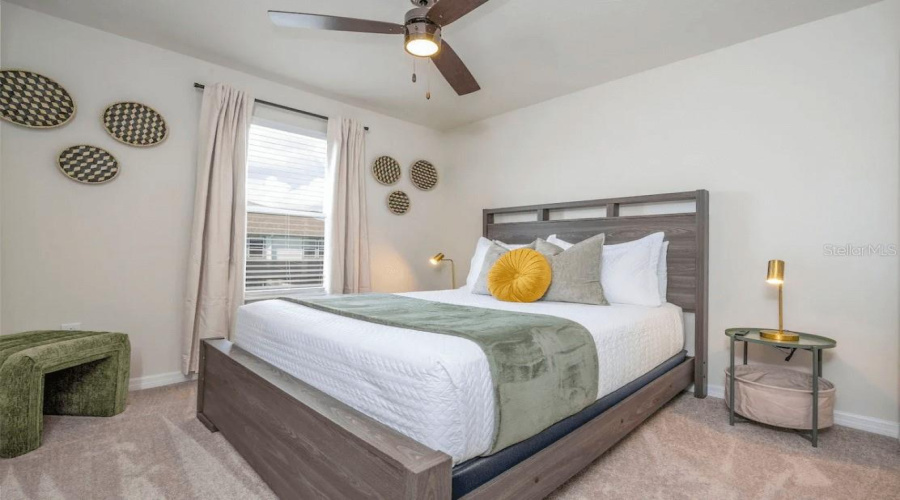 DAVENPORT, Florida 33897, 5 Bedrooms Bedrooms, ,4 BathroomsBathrooms,Residential,For Sale,LANA,0,MFRS5130631