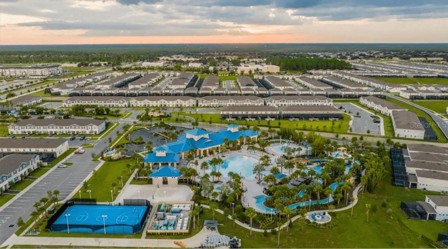 DAVENPORT, Florida 33897, 5 Bedrooms Bedrooms, ,4 BathroomsBathrooms,Residential,For Sale,LANA,0,MFRS5130631