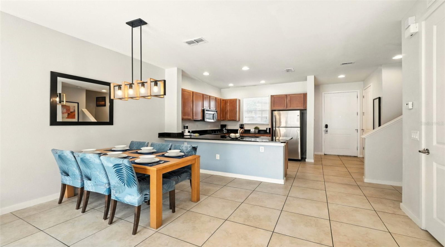 KISSIMMEE, Florida 34746, 2 Bedrooms Bedrooms, ,2 BathroomsBathrooms,Residential,For Sale,BUGATTI,0,MFRO6326121