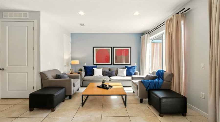 KISSIMMEE, Florida 34746, 2 Bedrooms Bedrooms, ,2 BathroomsBathrooms,Residential,For Sale,BUGATTI,0,MFRO6326121