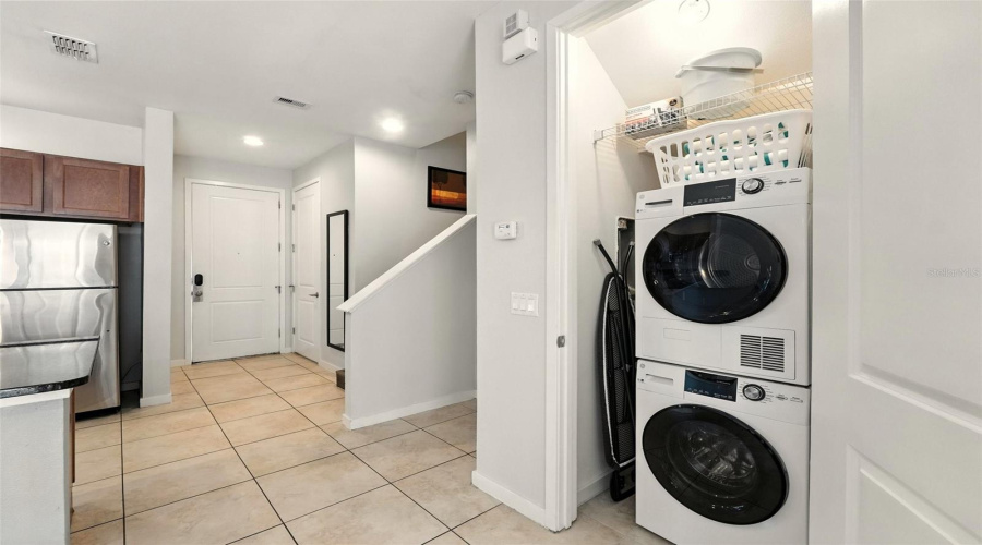 KISSIMMEE, Florida 34746, 2 Bedrooms Bedrooms, ,2 BathroomsBathrooms,Residential,For Sale,BUGATTI,0,MFRO6326121