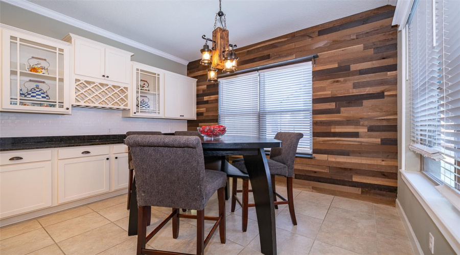 ORLANDO, Florida 32836, 4 Bedrooms Bedrooms, ,3 BathroomsBathrooms,Residential,For Sale,ROYAL ESTATES,0,MFRO6325558