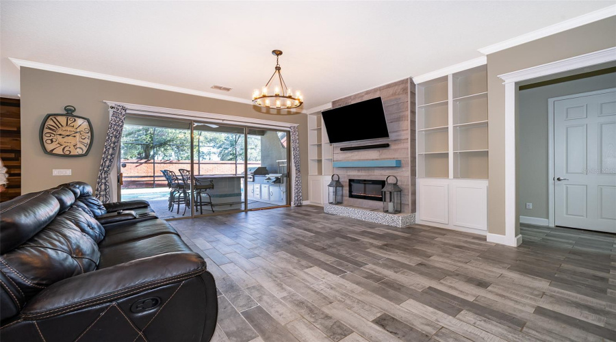 ORLANDO, Florida 32836, 4 Bedrooms Bedrooms, ,3 BathroomsBathrooms,Residential,For Sale,ROYAL ESTATES,0,MFRO6325558