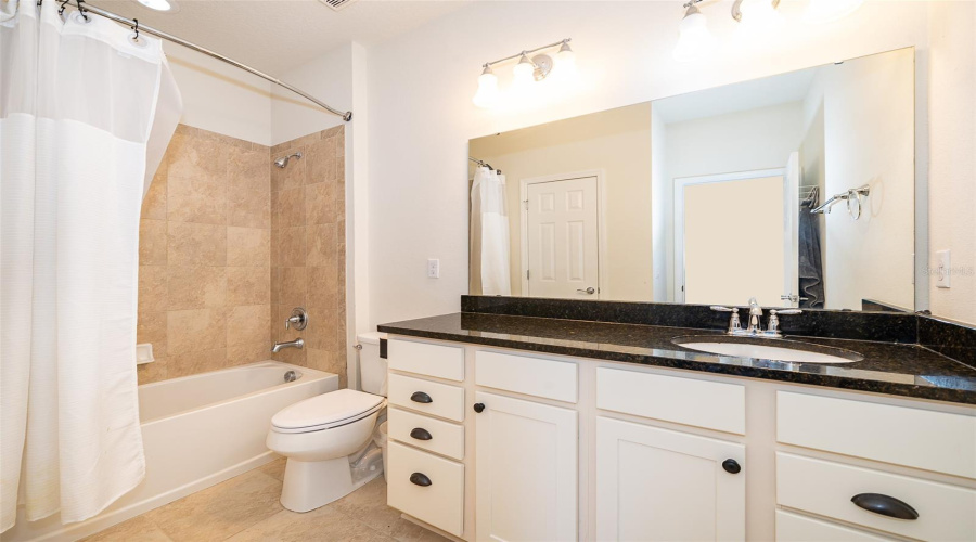 ORLANDO, Florida 32836, 4 Bedrooms Bedrooms, ,3 BathroomsBathrooms,Residential,For Sale,ROYAL ESTATES,0,MFRO6325558