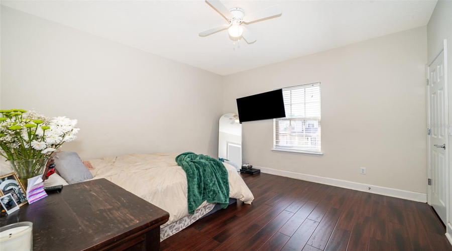 ORLANDO, Florida 32836, 4 Bedrooms Bedrooms, ,3 BathroomsBathrooms,Residential,For Sale,ROYAL ESTATES,0,MFRO6325558