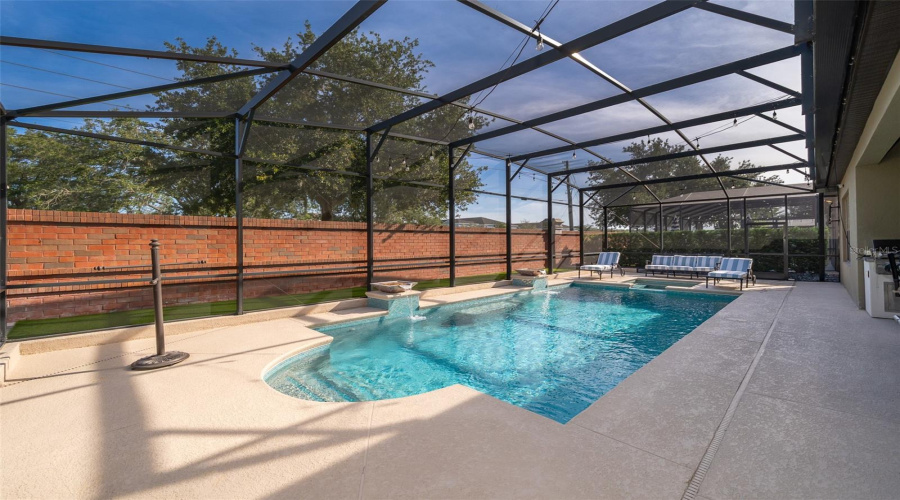 ORLANDO, Florida 32836, 4 Bedrooms Bedrooms, ,3 BathroomsBathrooms,Residential,For Sale,ROYAL ESTATES,0,MFRO6325558