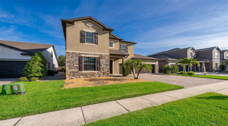 ORLANDO, Florida 32836, 4 Bedrooms Bedrooms, ,3 BathroomsBathrooms,Residential,For Sale,ROYAL ESTATES,0,MFRO6325558