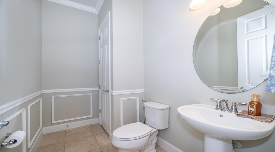 ORLANDO, Florida 32836, 4 Bedrooms Bedrooms, ,3 BathroomsBathrooms,Residential,For Sale,ROYAL ESTATES,0,MFRO6325558