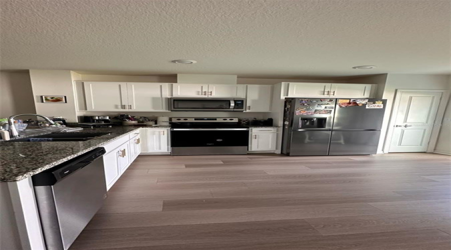 DAVENPORT, Florida 33897, 3 Bedrooms Bedrooms, ,2 BathroomsBathrooms,Residential,For Sale,MIRABELLA,0,MFRS5130532