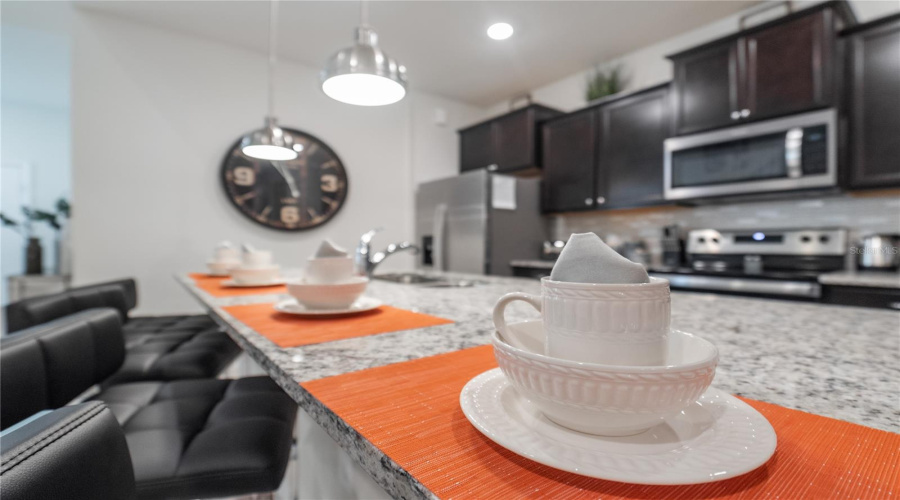 DAVENPORT, Florida 33897, 7 Bedrooms Bedrooms, ,5 BathroomsBathrooms,Residential,For Sale,ALOHA,0,MFRO6325422