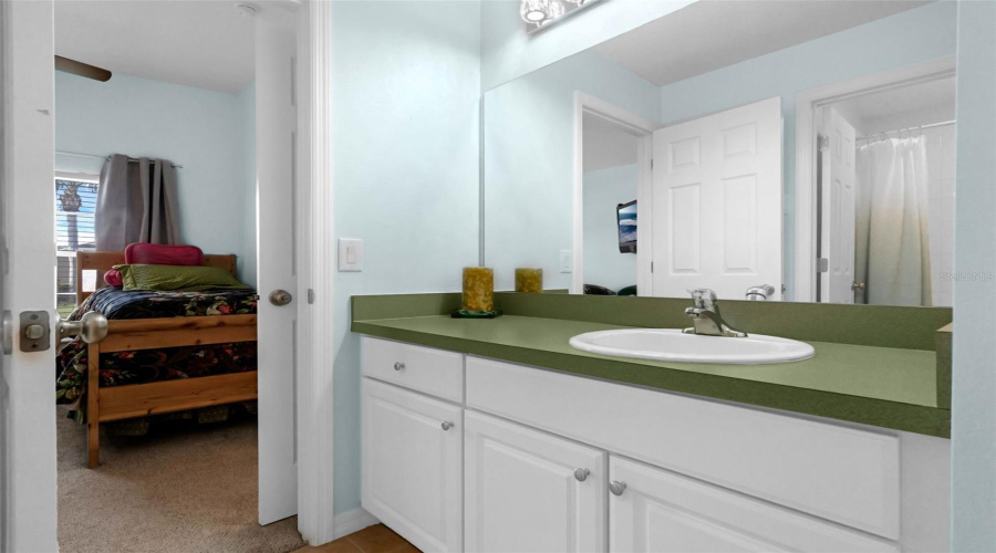 DAVENPORT, Florida 33897, 4 Bedrooms Bedrooms, ,3 BathroomsBathrooms,Residential,For Sale,HIGHGATE PARK,0,MFRO6325169