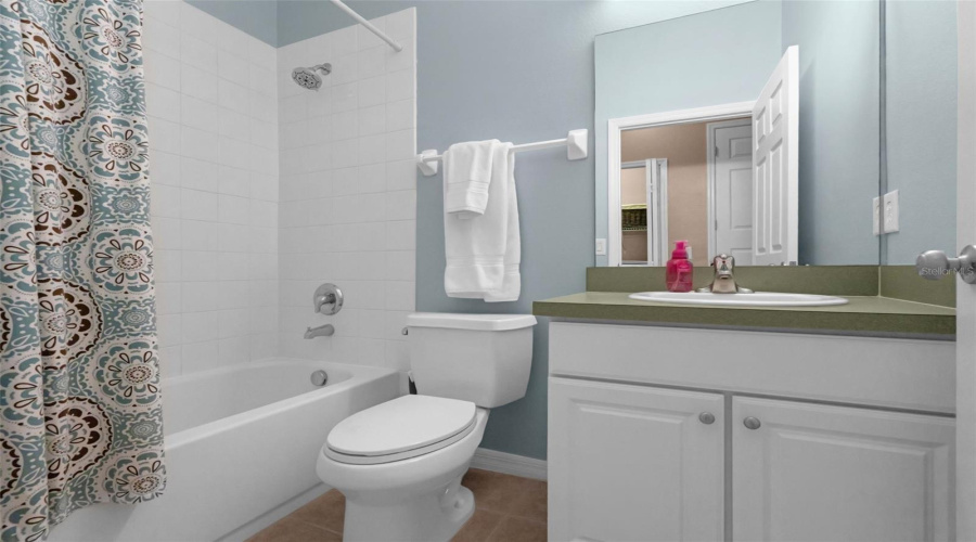 DAVENPORT, Florida 33897, 4 Bedrooms Bedrooms, ,3 BathroomsBathrooms,Residential,For Sale,HIGHGATE PARK,0,MFRO6325169