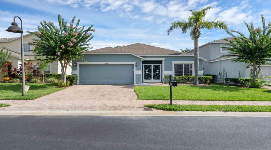 DAVENPORT, Florida 33897, 4 Bedrooms Bedrooms, ,3 BathroomsBathrooms,Residential,For Sale,HIGHGATE PARK,0,MFRO6325169