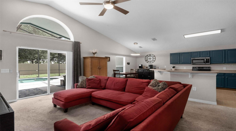 DAVENPORT, Florida 33897, 4 Bedrooms Bedrooms, ,3 BathroomsBathrooms,Residential,For Sale,HIGHGATE PARK,0,MFRO6325169