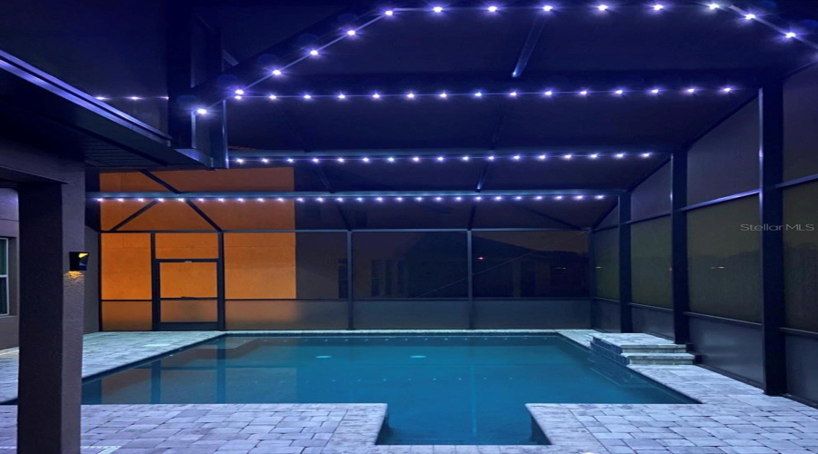 DAVENPORT, Florida 33837, 5 Bedrooms Bedrooms, ,3 BathroomsBathrooms,Residential,For Sale,BENOIT,0,MFRO6326064