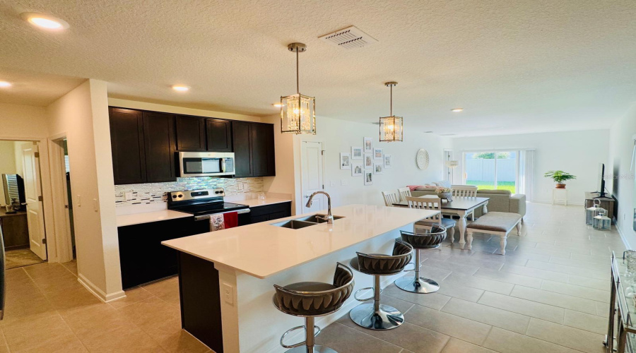 DAVENPORT, Florida 33837, 3 Bedrooms Bedrooms, ,2 BathroomsBathrooms,Residential,For Sale,COOL SUMMER,0,MFRO6326184