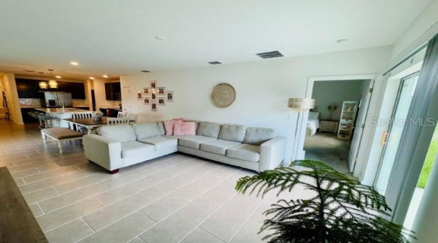 DAVENPORT, Florida 33837, 3 Bedrooms Bedrooms, ,2 BathroomsBathrooms,Residential,For Sale,COOL SUMMER,0,MFRO6326184