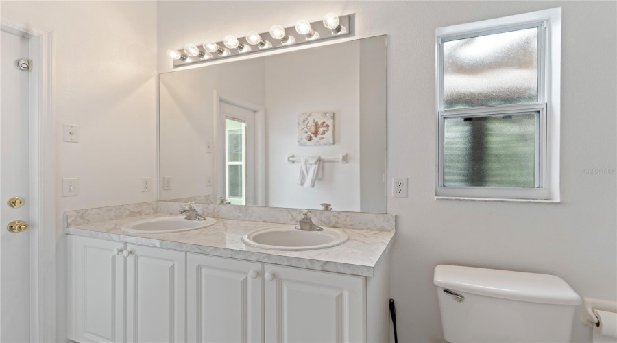 DAVENPORT, Florida 33837, 4 Bedrooms Bedrooms, ,3 BathroomsBathrooms,Residential,For Sale,KIMBERLY POINT,0,MFRO6249204