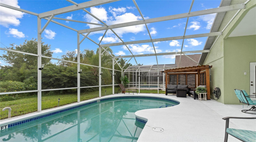 DAVENPORT, Florida 33837, 4 Bedrooms Bedrooms, ,3 BathroomsBathrooms,Residential,For Sale,KIMBERLY POINT,0,MFRO6249204