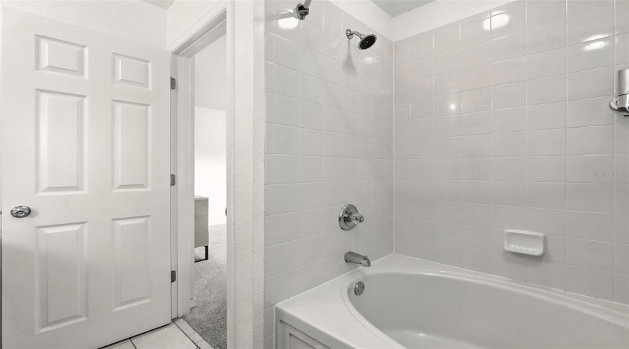 KISSIMMEE, Florida 34746, 4 Bedrooms Bedrooms, ,3 BathroomsBathrooms,Residential,For Sale,CORVETTE,0,MFRO6326201
