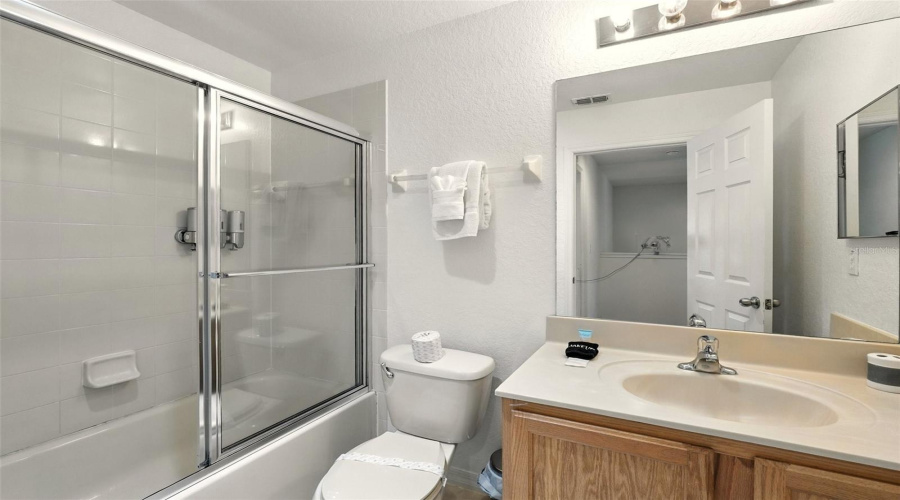 KISSIMMEE, Florida 34746, 4 Bedrooms Bedrooms, ,3 BathroomsBathrooms,Residential,For Sale,CORVETTE,0,MFRO6326201