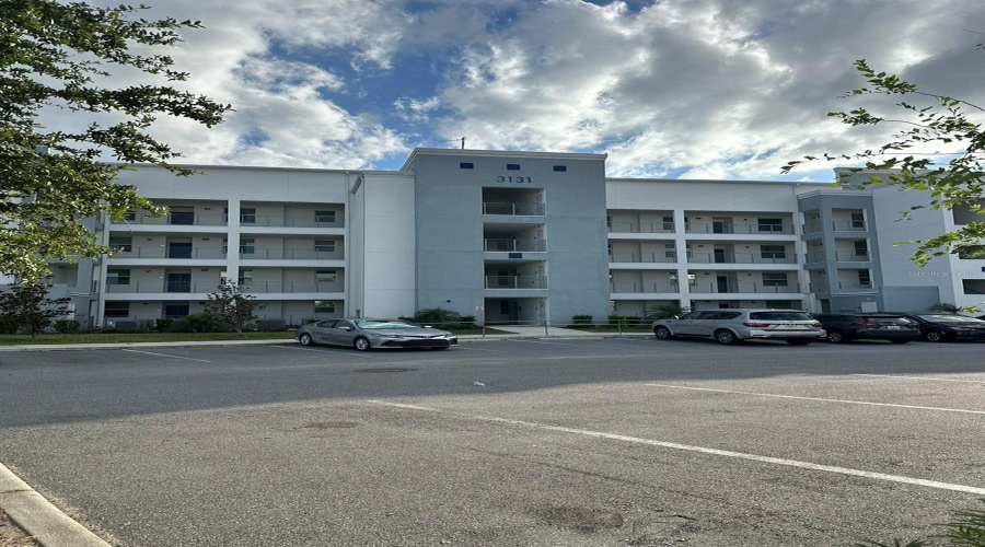 KISSIMMEE, Florida 34746, 2 Bedrooms Bedrooms, ,2 BathroomsBathrooms,Residential,For Sale,PARADOX,0,MFRO6196592