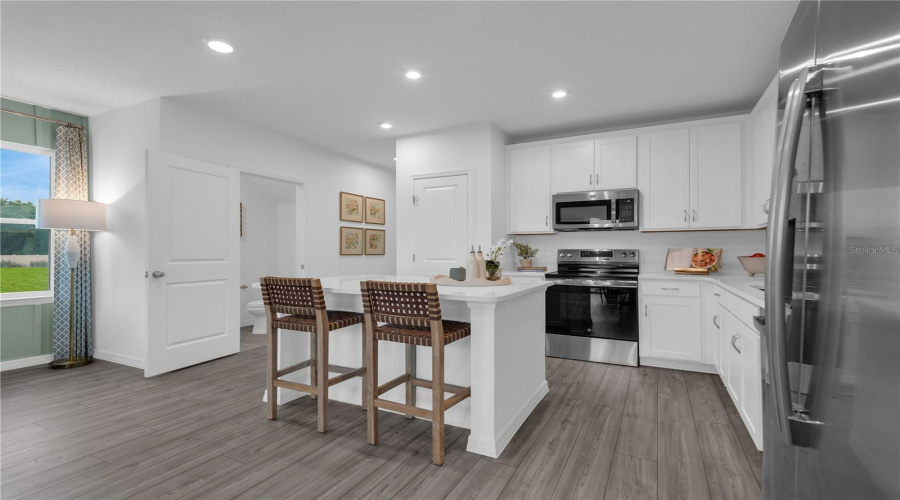 DAVENPORT, Florida 33897, 3 Bedrooms Bedrooms, ,2 BathroomsBathrooms,Residential,For Sale,FAN PALM,0,MFRO6326375