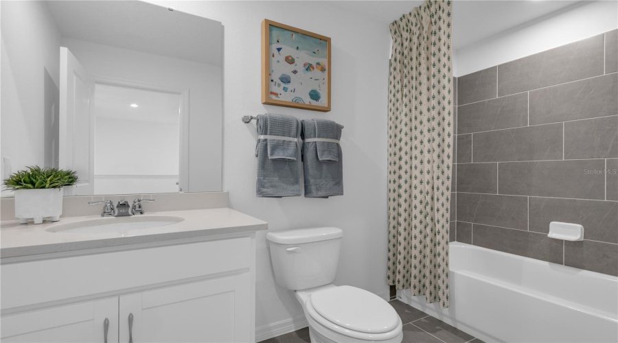 DAVENPORT, Florida 33897, 3 Bedrooms Bedrooms, ,2 BathroomsBathrooms,Residential,For Sale,FAN PALM,0,MFRO6326375